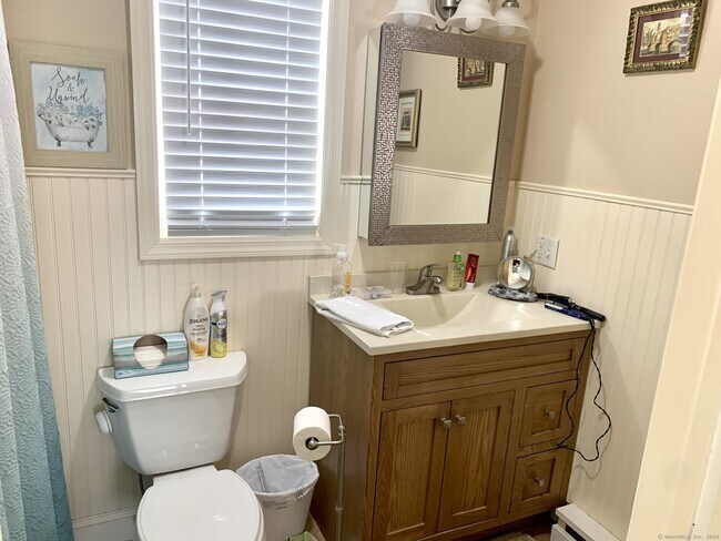 Building Photo - 5274 Main St