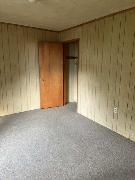 Bedroom - 120 Maple Ave
