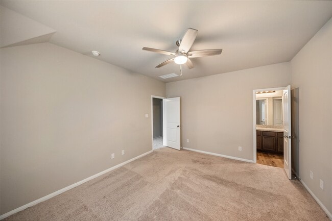 Building Photo - 2335 Mount Locke Path