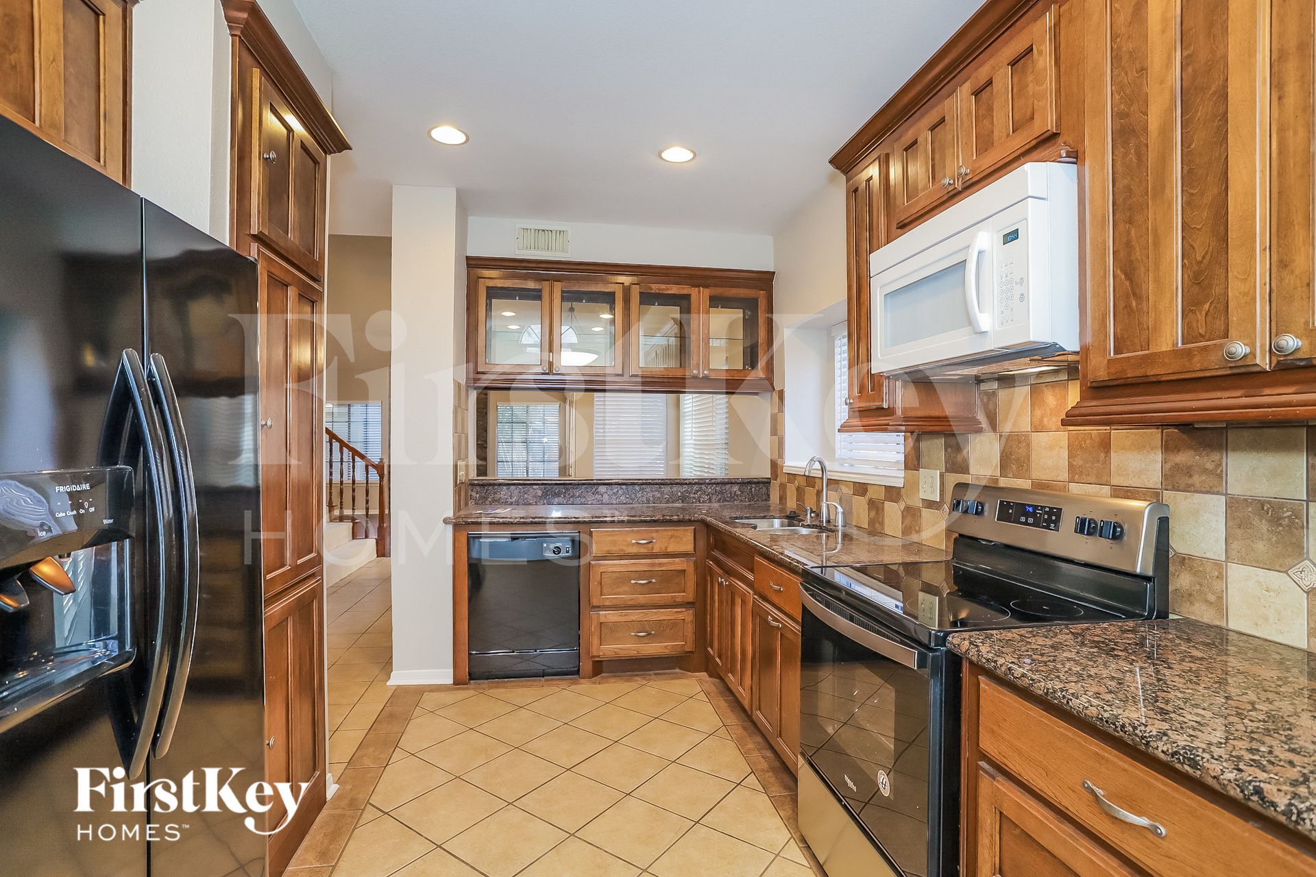 Building Photo - 6713 Queensclub Dr