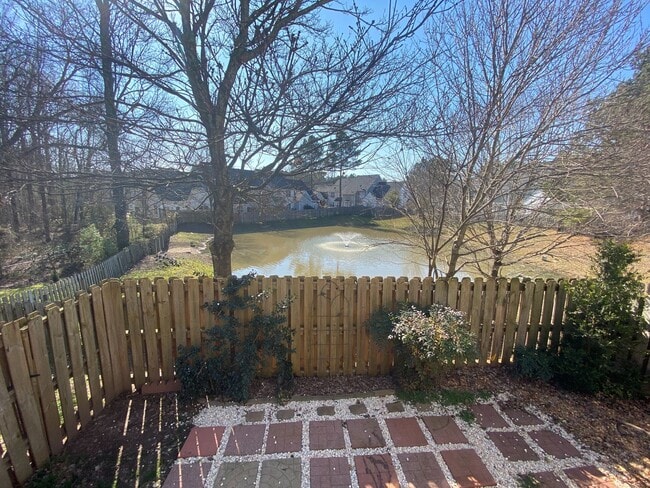 Building Photo - Move in ready, 2-story Townhome located in...