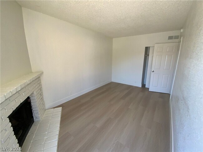 Building Photo - 6994 Issac Ave