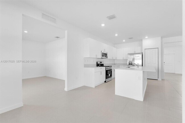 Building Photo - 27232 SW 159th Path