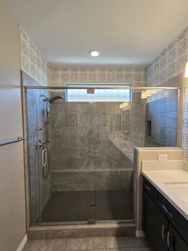 Building Photo - 35532 N Sunset Trail