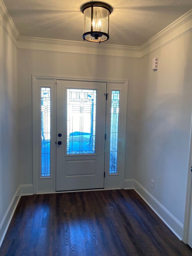 Building Photo - 3632 Kearsley St