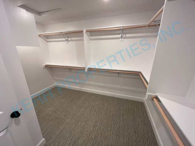 Building Photo - 3 bd / 2.5 Bth - Gas Fireplace - Central A/C - Attached Garage - Pet Friendly!