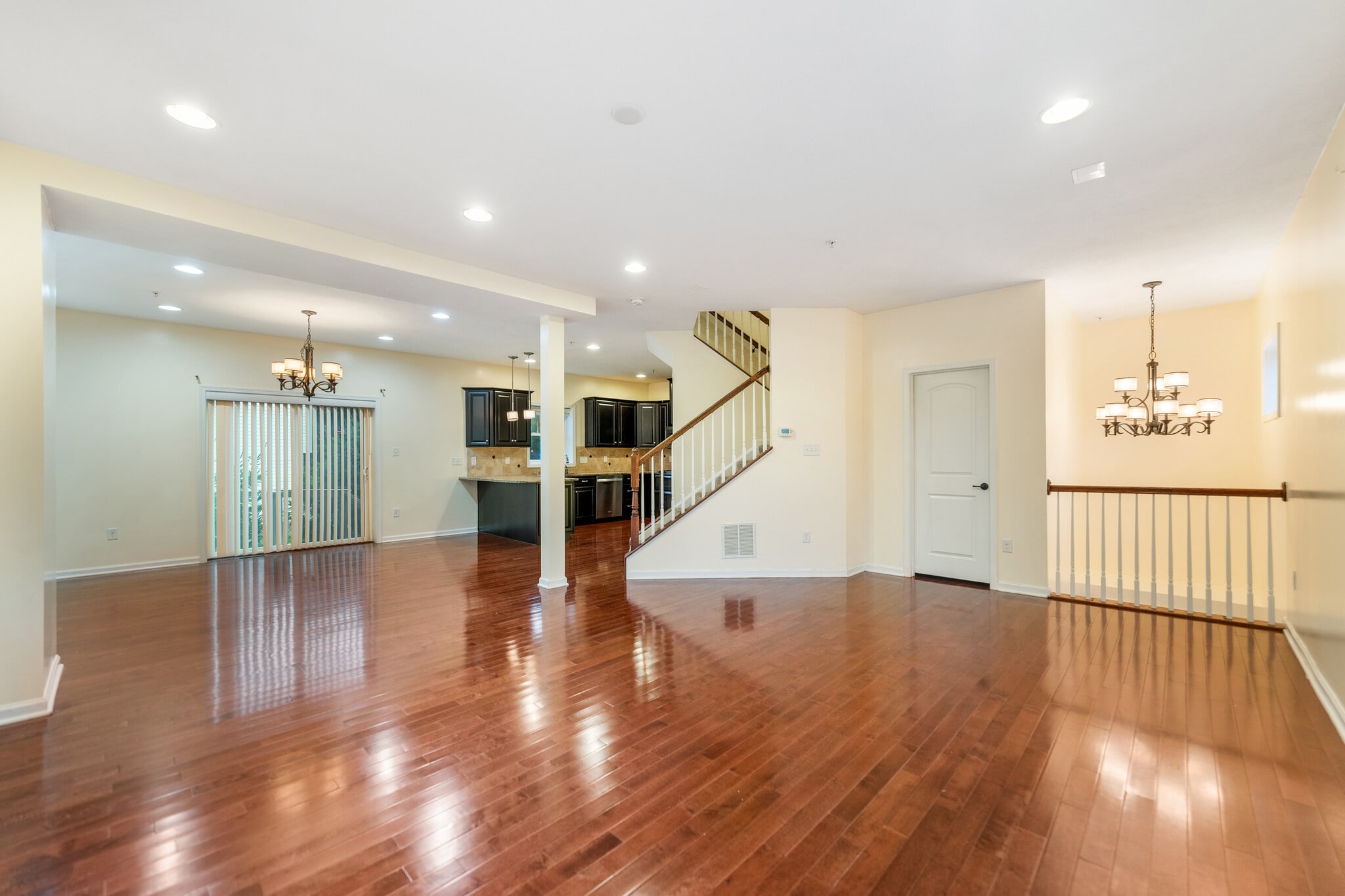 Building Photo - 3114 Raintree Dr