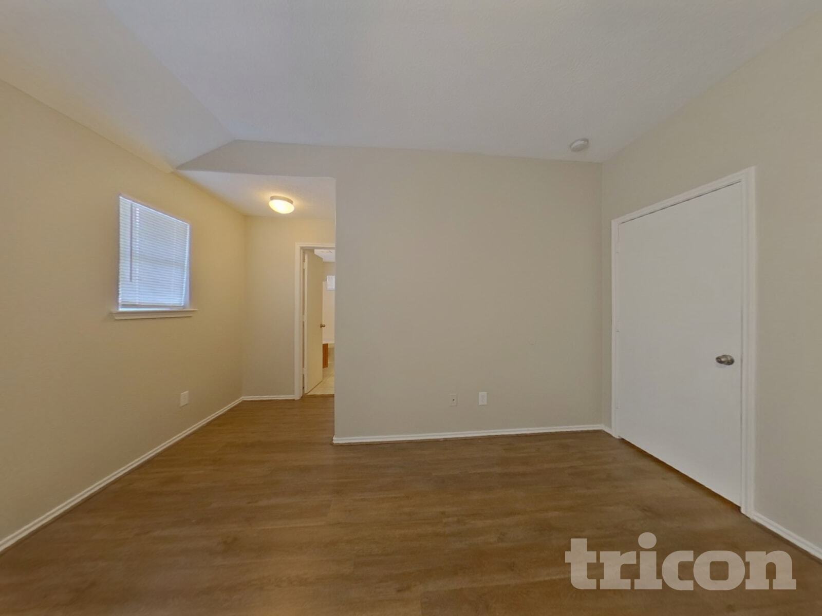 Building Photo - 33107 Cottonwood Bend