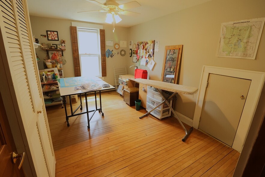 Building Photo - 1345 Blue Mounds St