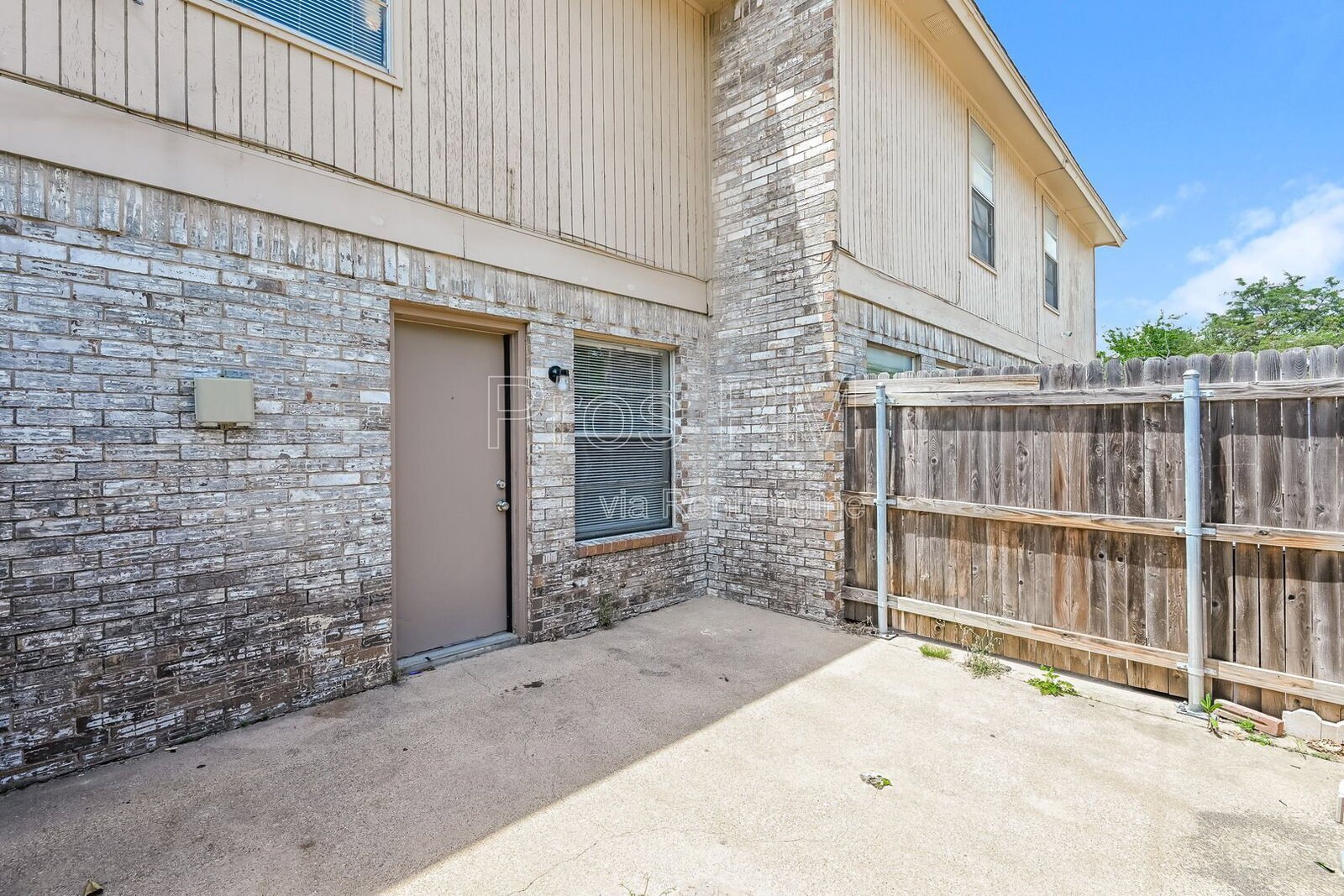 Building Photo - 3807 Coates Cir
