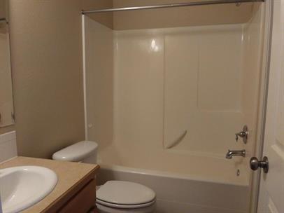 Building Photo - 2202 S Phillippi St