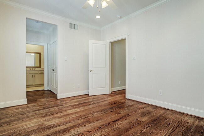Building Photo - 1539 Haddon St