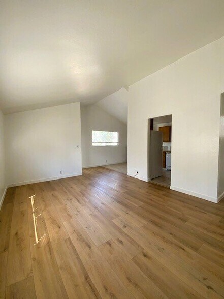 Building Photo - 3538 Parkway Blvd