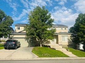 Building Photo - 15078 S Junction Cir