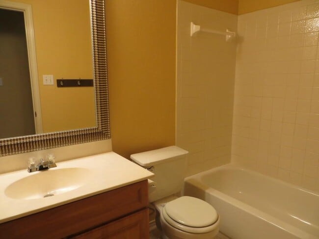 Building Photo - 4110 Natural Bridge Ct