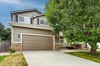 Building Photo - Location! Park Vista in Northglenn 3bed/2....