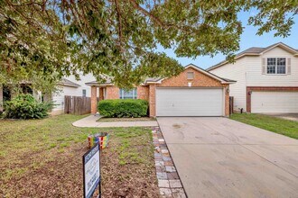 Building Photo - One Story Rental in NW San Antonio!!
