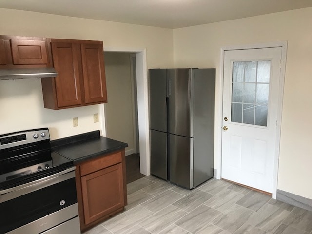 Building Photo - 1657 Green Bay St