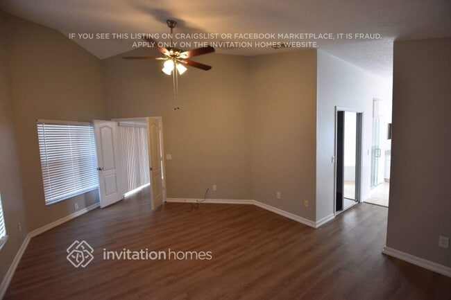 Building Photo - 16752 Cedar Run Dr