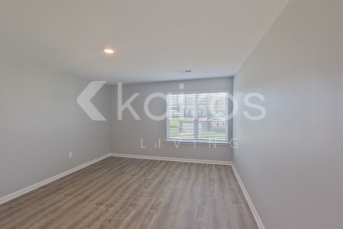 Building Photo - 1139 Freedom Pkwy