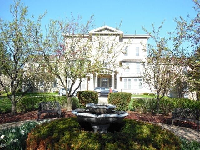 Building Photo - 401-409 S Jefferson St