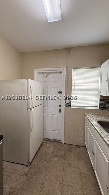 Building Photo - 646 NW 14th Terrace