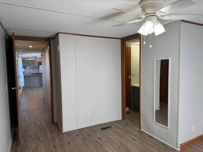 Building Photo - Charming Rural Home with Large Yard & Storage