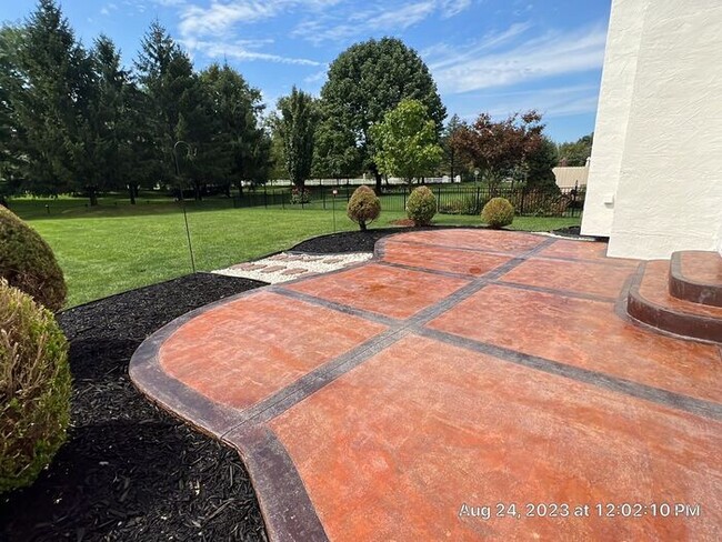Building Photo - Gorgeous Highland Lakes Home