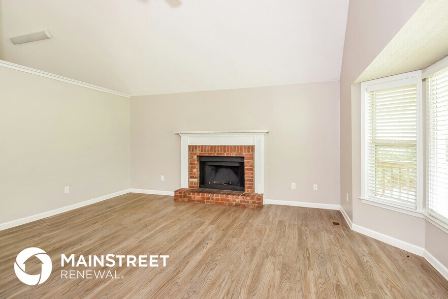Building Photo - 45 Indian Hills Dr