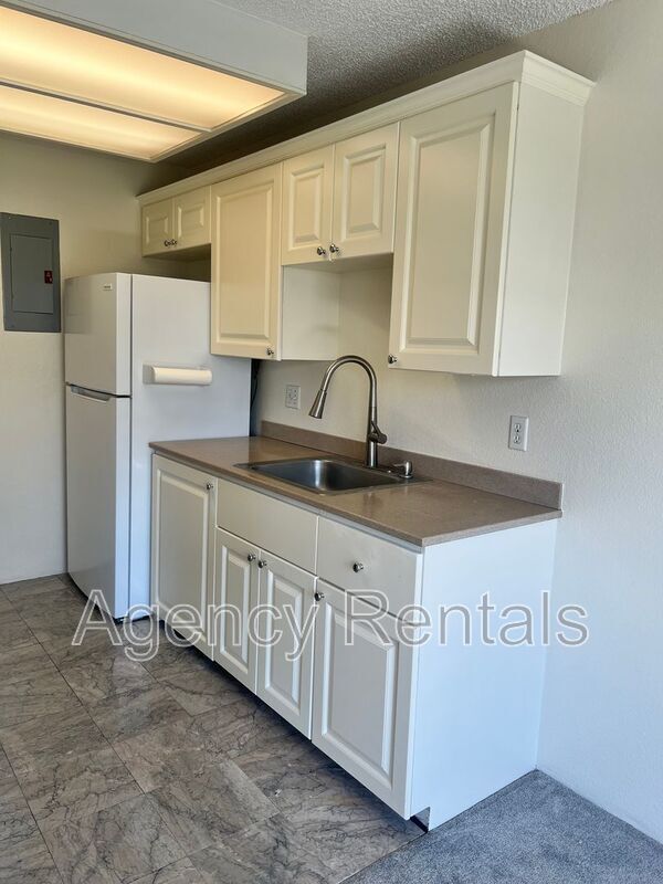 Building Photo - 94-1359 Kulewa Loop #16T