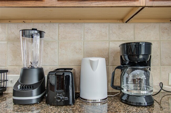 Building Photo - 4907 Mountain Fork