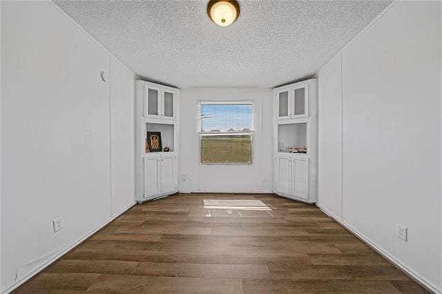 Building Photo - 5989 Edgewood Pl