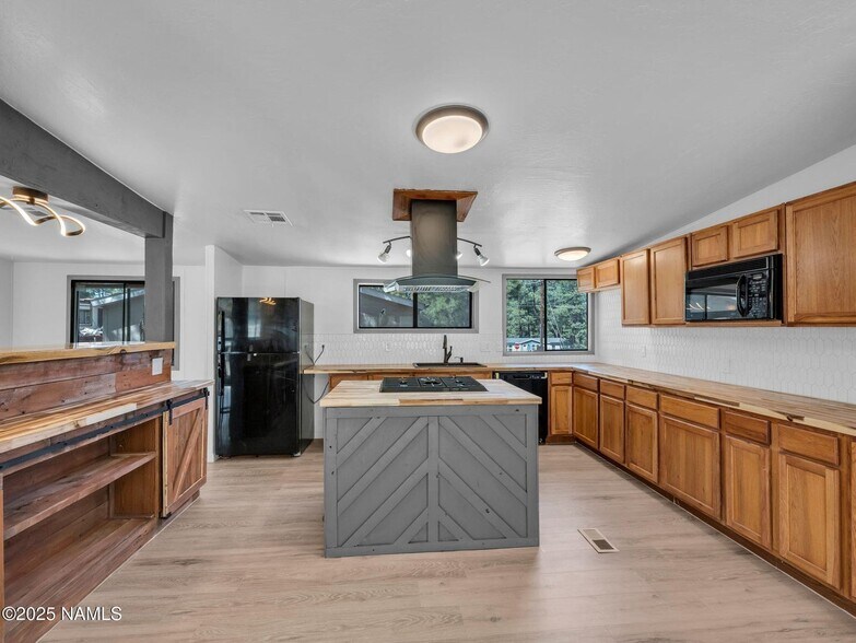 Building Photo - 2310 Keams Canyon Trl