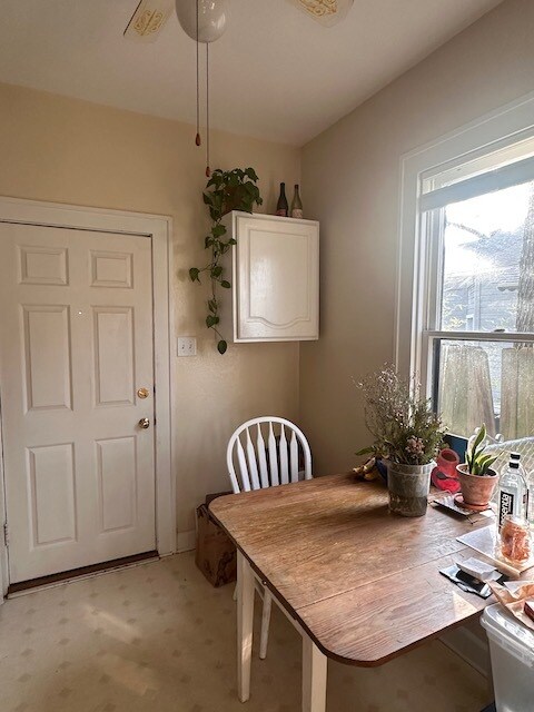 Building Photo - 1307 E 28th St