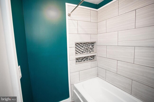 Building Photo - 40B Sumac Ct