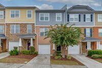 Building Photo - 805 Tulip Poplar Way