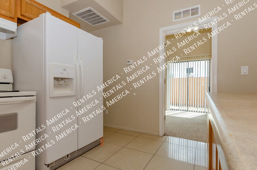 Building Photo - 7202 E Chelsie Kaye Ln