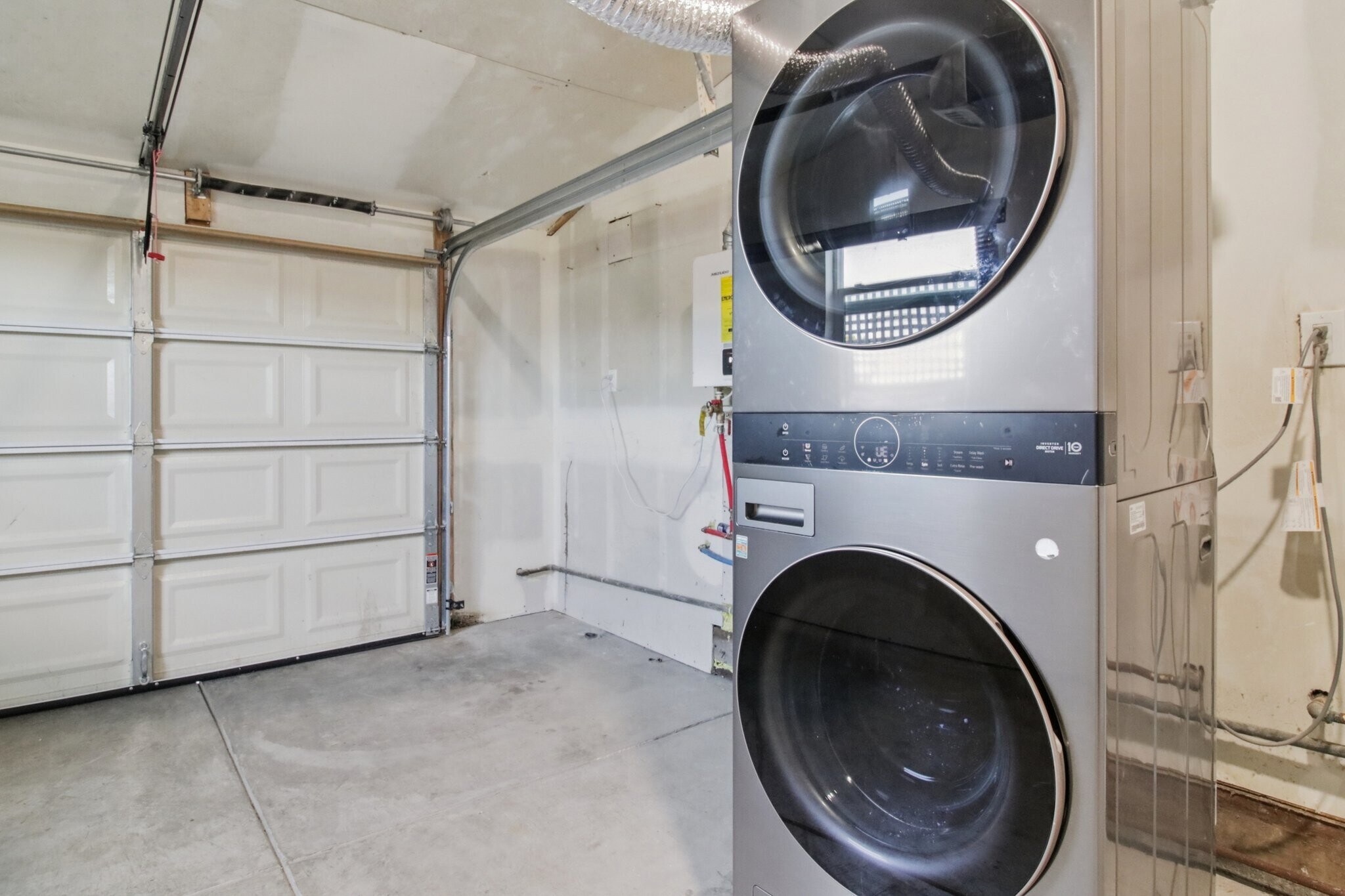 Building Photo - 30 Bloomfield Rd