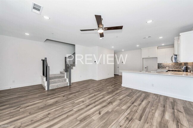 Building Photo - 3 br, 2.5 bath Townhome - 4413 Union Street