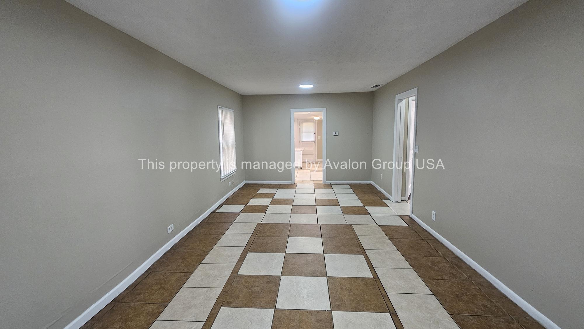 Building Photo - 873 Melson Ave