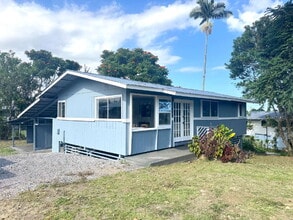 Building Photo - "Charming 3-Bed, Renovated Convenience on Ainaola Drive in Hilo!"