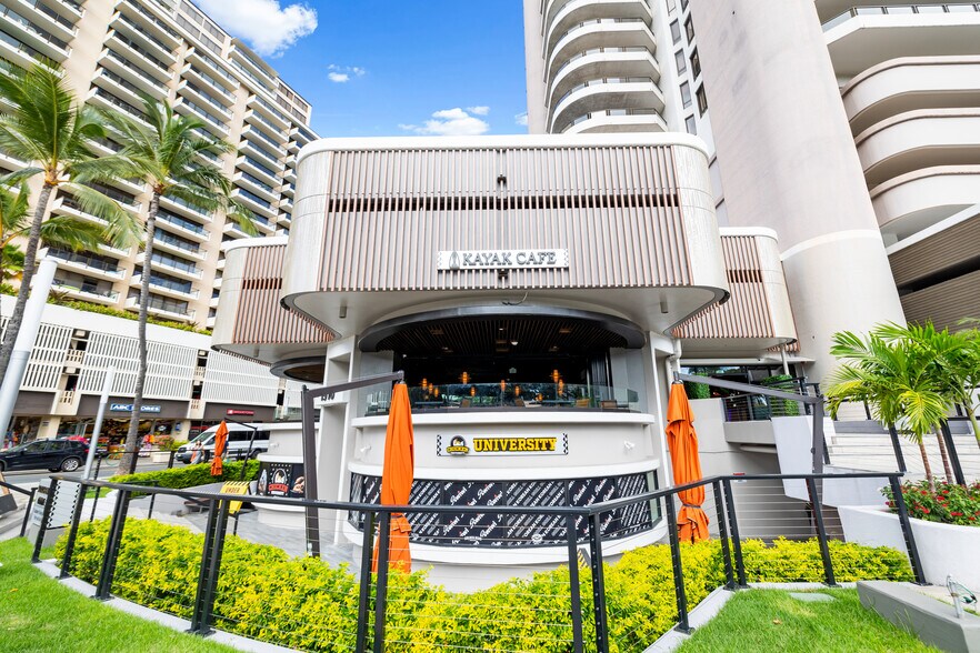 Building Photo - 1910 Ala Moana Blvd