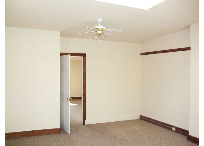 Building Photo - 3255 Bishop St