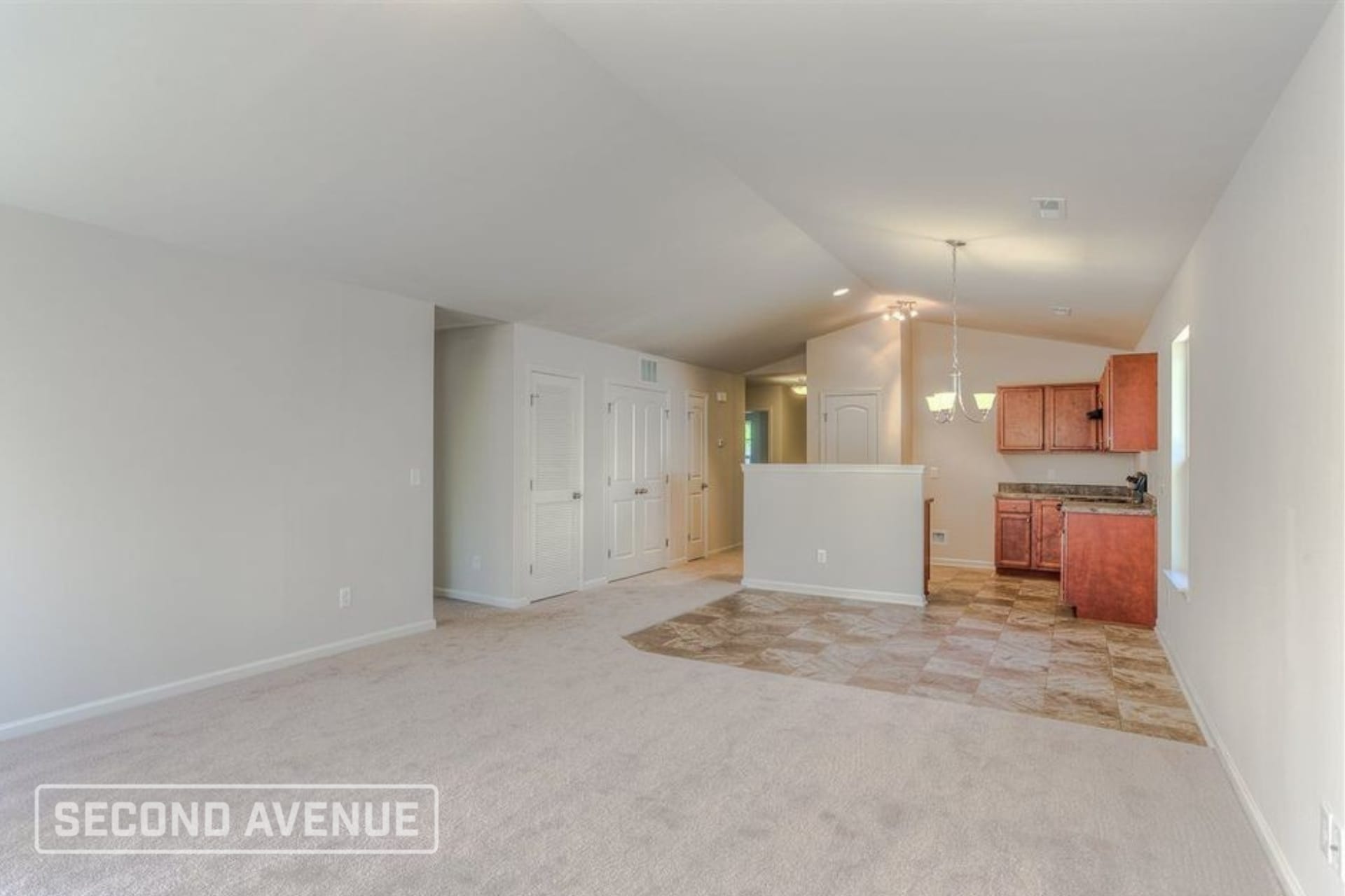 Building Photo - 381 Promised Land Dr