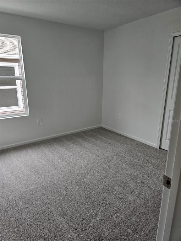 Building Photo - 3386 Alexander Dr