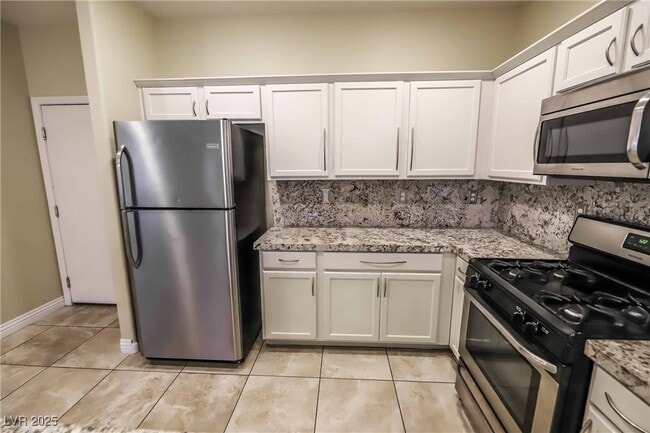 Building Photo - 8936 Bentonville Ct