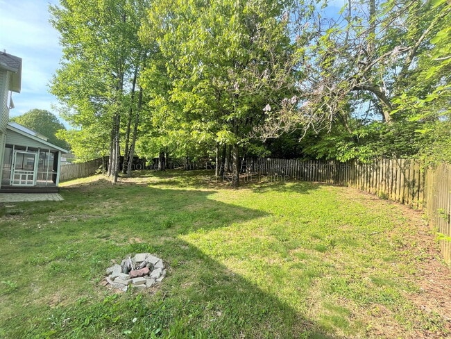 Building Photo - 6501 Ridge Run Dr