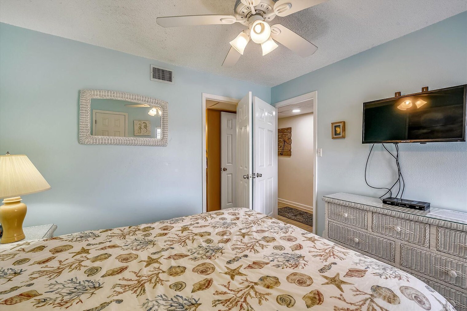 Building Photo - 2858 Joan Ave