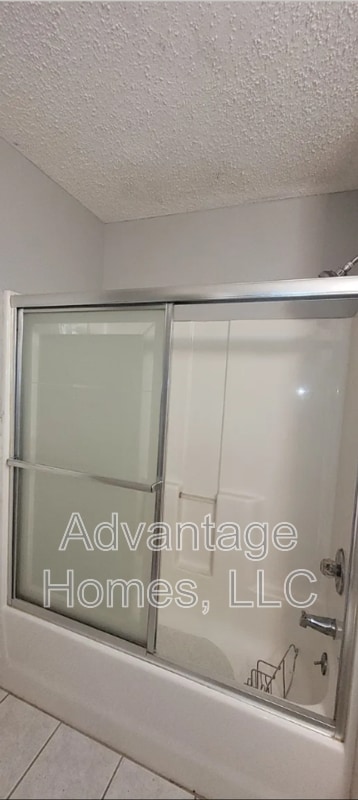 Building Photo - 3222 Charlotte St