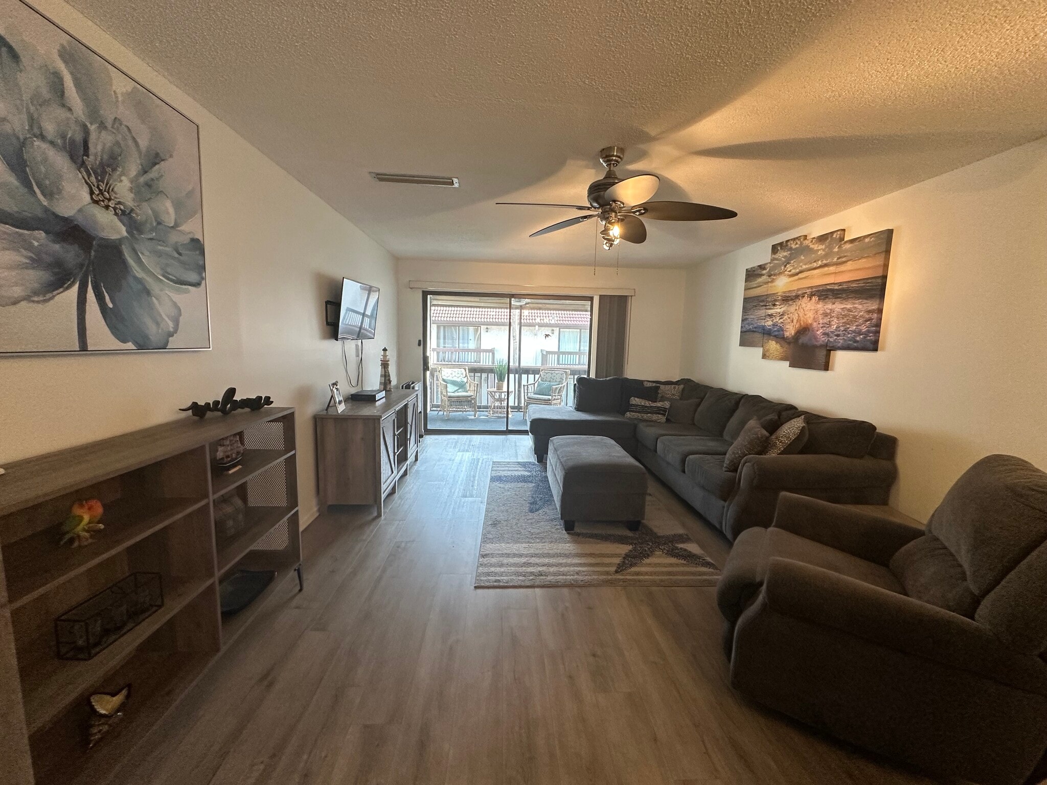 Building Photo - 1634 Stickney Point Rd